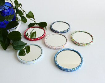 Terrazzo compact mirror, compact mirror for purse, Makeup mirror, Bridesmaid mirror, Pocket mirror, Jesmonite mirror