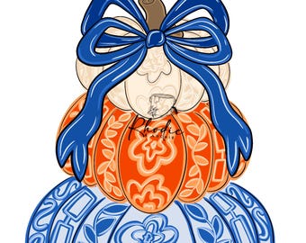 Könnte beinhalten: Eine gestapelte Kürbisdekoration mit einer blauen Schleife. Der obere Kürbis ist cremefarben, der mittlere ist orange mit einem Blattmuster und der untere ist blau mit einem Blumenmuster. Die Schleife ist leuchtend blau.