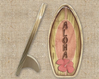 Personalized Mini Wooden Surfboard with Fin to Stand - Pink Hawaiian Hibiscus - Custom Surf Décor Gift - Gift for Beach Lovers and Surfers