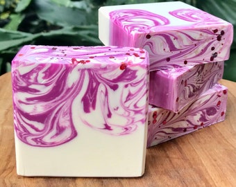 BLACKBERRY & MAGNOLIA Artisan Soap