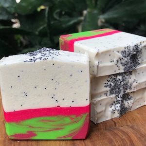 PINK DRAGONFRUIT SOAP | Pitaya Soap | Fruity Soap | Summer Soap | Exfoliating Soap | Artisan Soap | Dragon Fruit Soap
