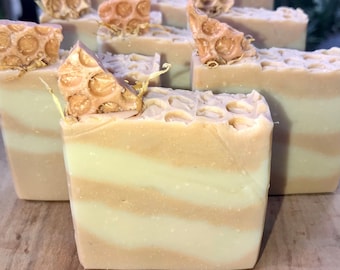 HONEYCOMB Soap | Artisan Soap | DELICIOUS DESSERT Series | Honey Soap