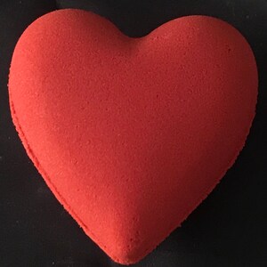 Large BLEEDING HEART Blood Red Bath Bombs, You Choose the Fragrance image 2