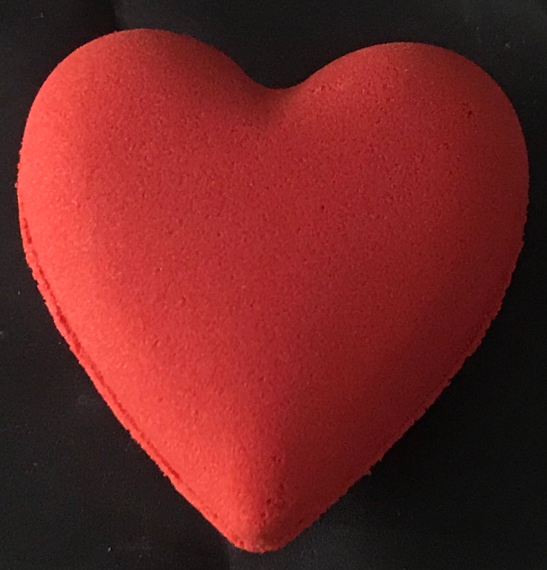 Large BLEEDING HEART Blood Red Bath Bombs, You Choose the Fragrance image 2