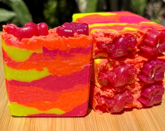 HAWAIIAN PIKAKE Artisan Soap | TROPICAL Soap | Floral Soap | Best Seller | Self Care Gift | Flamingo Soap | Hibiscus Soap