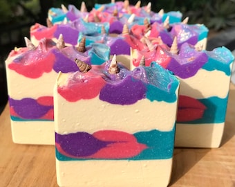 SALE - SOUTH PACIFIC Artisan Soap | Tropical Sea Shell Soap