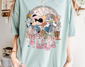 Camisa retro Disney Let's Go Girls Comfort Colors, camisa vintage Minnie Daisy Cowgirls, mejores amigas de Disney, Long Live Cowgirls, Disney Girls Trip