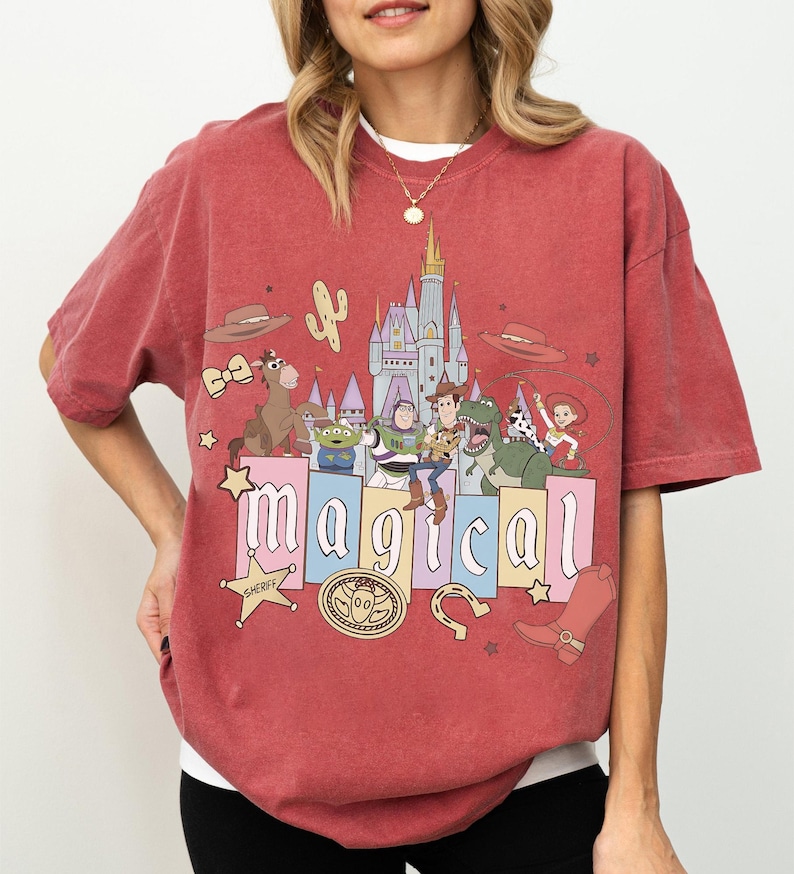 Puede incluir: Un juego de tres tazas de cer&aacute;mica con un acabado moteado y mate. Las tazas son de color crema, gris claro y gris oscuro. Cada taza tiene un dise&ntilde;o simple y minimalista.