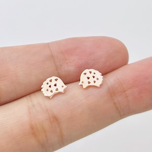 S925 Silber Entzückende Igel Ohrstecker, Igel Ohrringe, Tierliebhaber Ohrringe, Silber oder Rose Gold