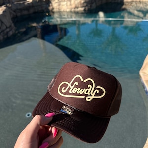 Howdy trucker hat
