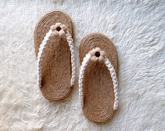 Flip-flops with wool flowers for the beach