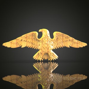 Peut inclure: Une sculpture d'aigle dorée avec ses ailes déployées. L'aigle est sculpté dans un style réaliste et détaillé, avec des plumes et des serres visibles. La sculpture est placée sur un fond noir, créant un effet dramatique.