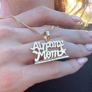 Air Force Mom Necklace, Gold or Silver Plated Airforce Mom Pendant on Curb Chain, Military Mom Gift, BMT Graduation or Mother's Day Gift
