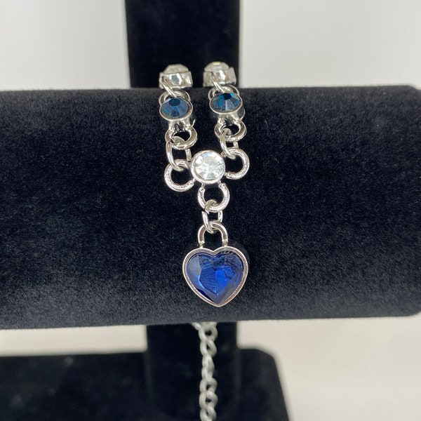 Stylish chain link bracelet with Blue Glass crystal heart-shaped charm