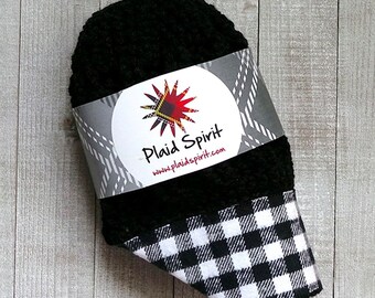 Reversible Buffalo Plaid Hat: Cabled Brim with Wood Buttons