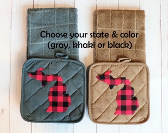 YOUR STATE buffalo plaid potholder and kitchen towel set; christmas gift; hostess gift, state gift, state shape accessories, kitchen gift