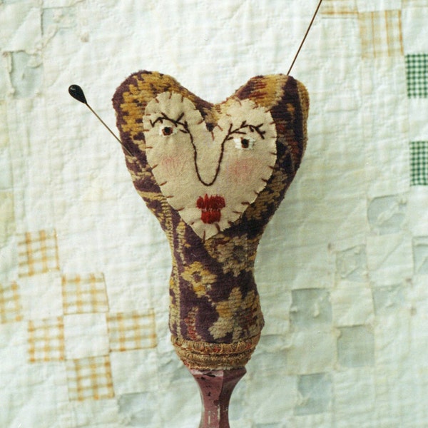 Primitive Heart Pincushion Pattern Epattern Download Embroidery Antique Folk Art Valentines Valentine Candlestick  Hickety Pickety hp1