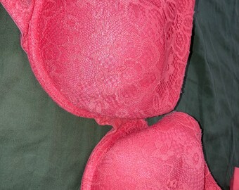 Lacey Pink Pre-Loved Push Up Bra