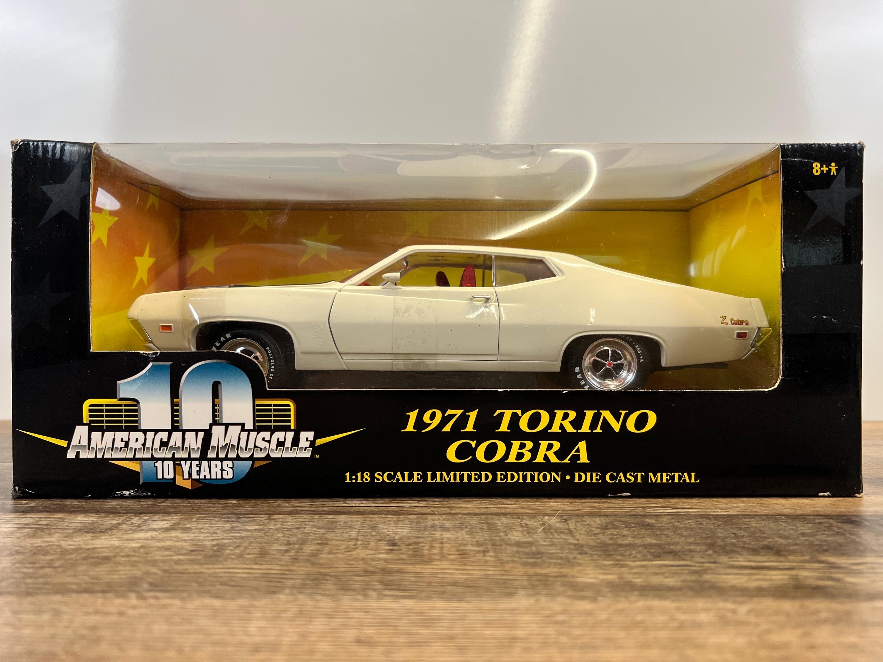 Ford Torino Cobra 1971 American Muscle Ertl Collectibles 1:18 