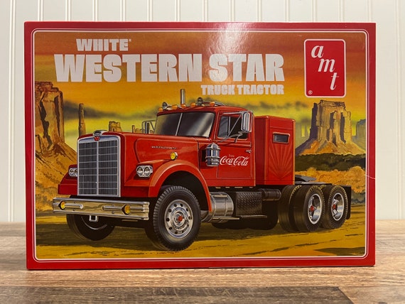 ア*ー様 Coca-Cola トレーラートラック 真っ赤なコカ・コーラのトレー