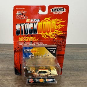 John Wayne #40 Chevelle Diecast Car: 1999 Racing Champions Stock Rods