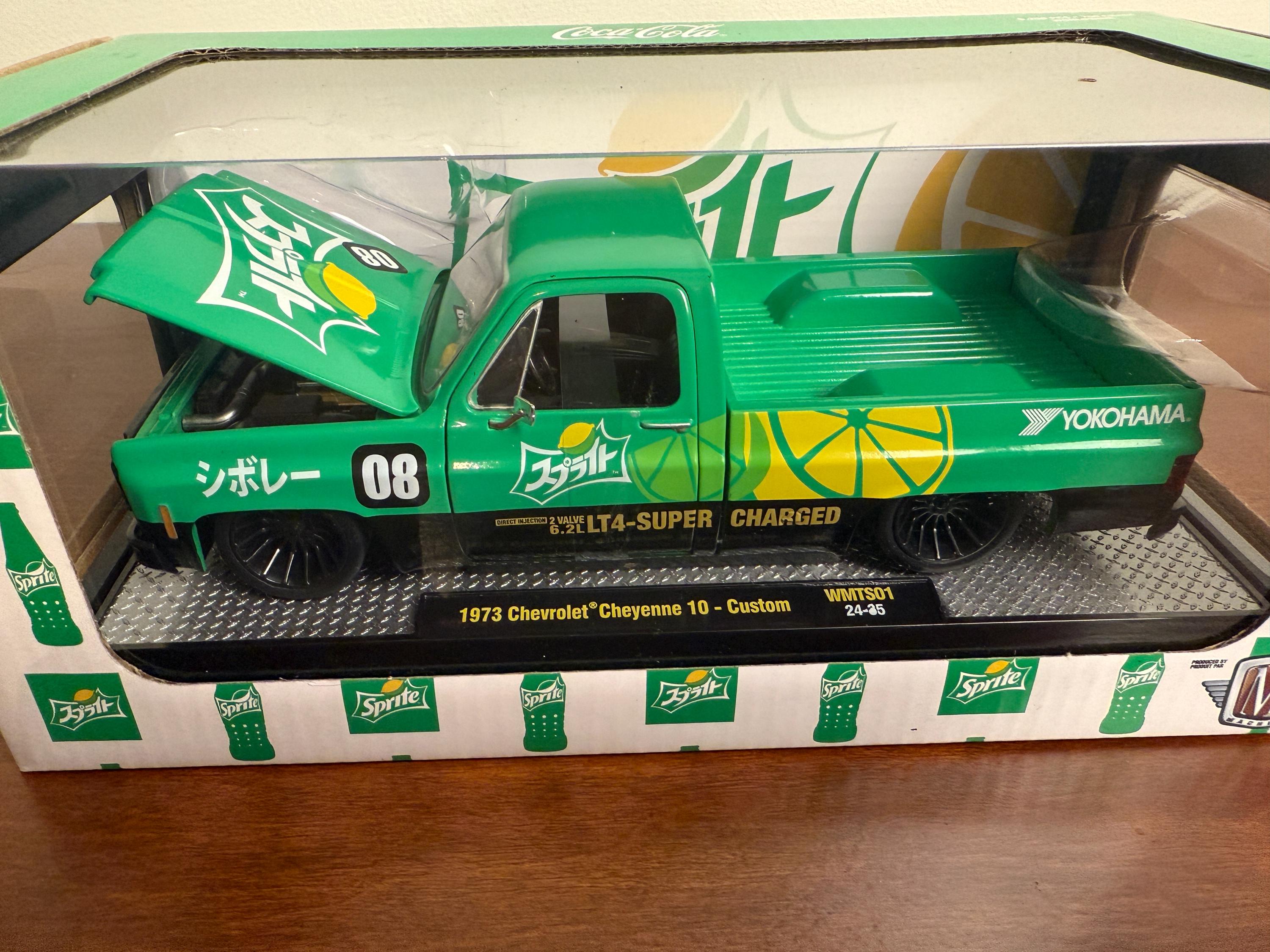 M2 Machines 1973 Chevrolet Cheyenne 10 Custom 1:24 Diecast M2 Machines 1973 Chevrolet Cheyenne 10 Custom 1:24 Diecast