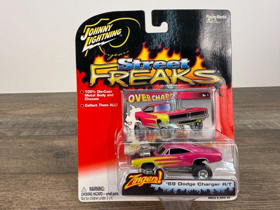 ジョニーライトニング 1969 ダッジ・チャージャー R/T 1969 DODGE