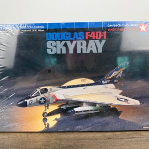 Tamiya Douglas F4D-1 Skyray Model Kit | 1998 Sealed Warbird Collection | Vintage Jet Fighter | Unassembled 1/72 Scale Aircraft