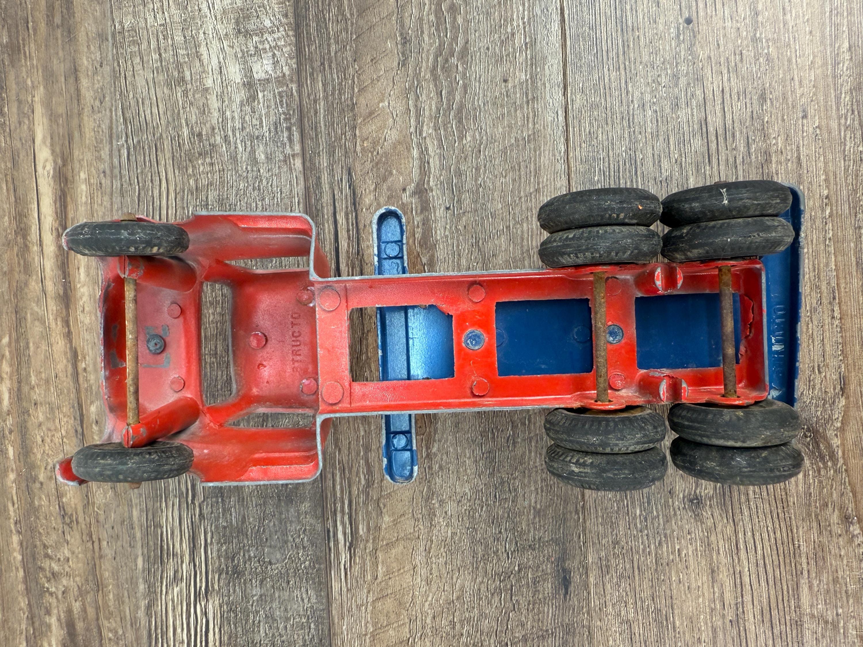 Vintage Structo 1950s Log Truck 9 Inches Long Collectible Metal