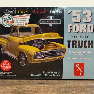 AMT 53 Ford Pickup Truck 3 In 1 Retro Deluxe Edition 1/25 Scale Sealed