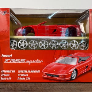 Maisto Ferrari F355 Spider 1:24 Assembly Kit – Red Diecast Model