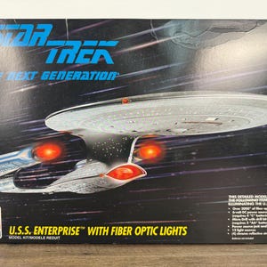 Star Trek The Next Generation Model Kit – AMT ERTL Fiber Optic Starship 1990s Open Box Sealed Parts Sci-Fi Collectible