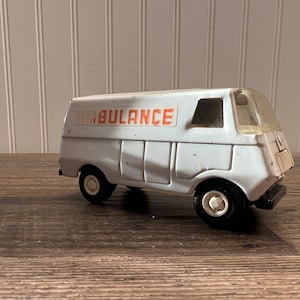Vintage Tiny Tonka Ambulance Van – 1970s Metal Rescue Vehicle Toy Emergency White Van 1970s