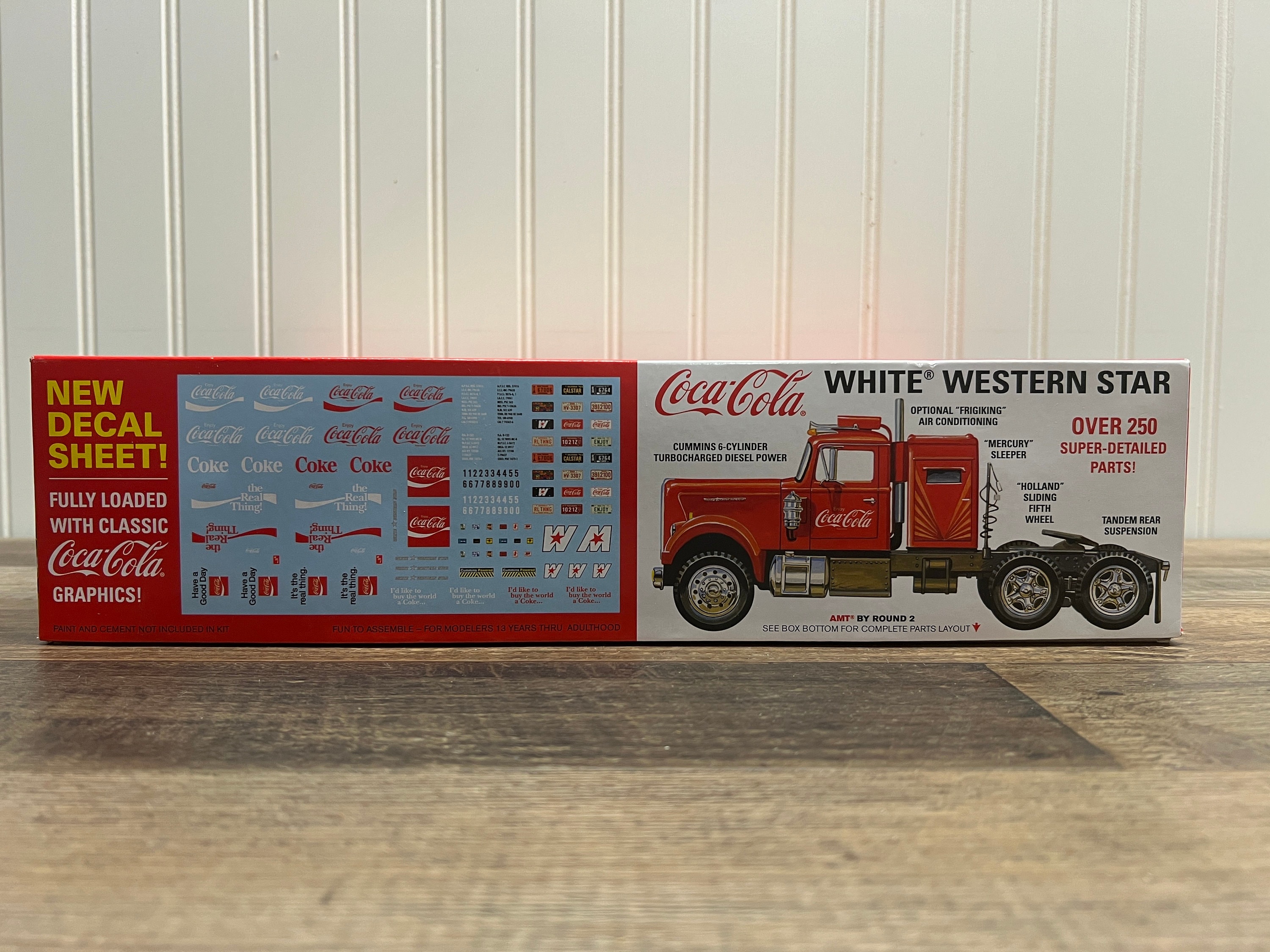 AMT Coca-cola White Western Star Truck Tractor 1/25 Scale Model