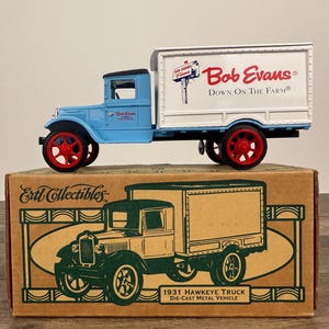 Ertl 1931 Hawkeye Box Truck: Bob Evans Farm Diecast Model