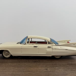 Vintage 1959 Cadillac Tin Litho Car – Bandai Japan – 11.5&quot; Collectible Toy Automobile – Classic Japanese Tin Car