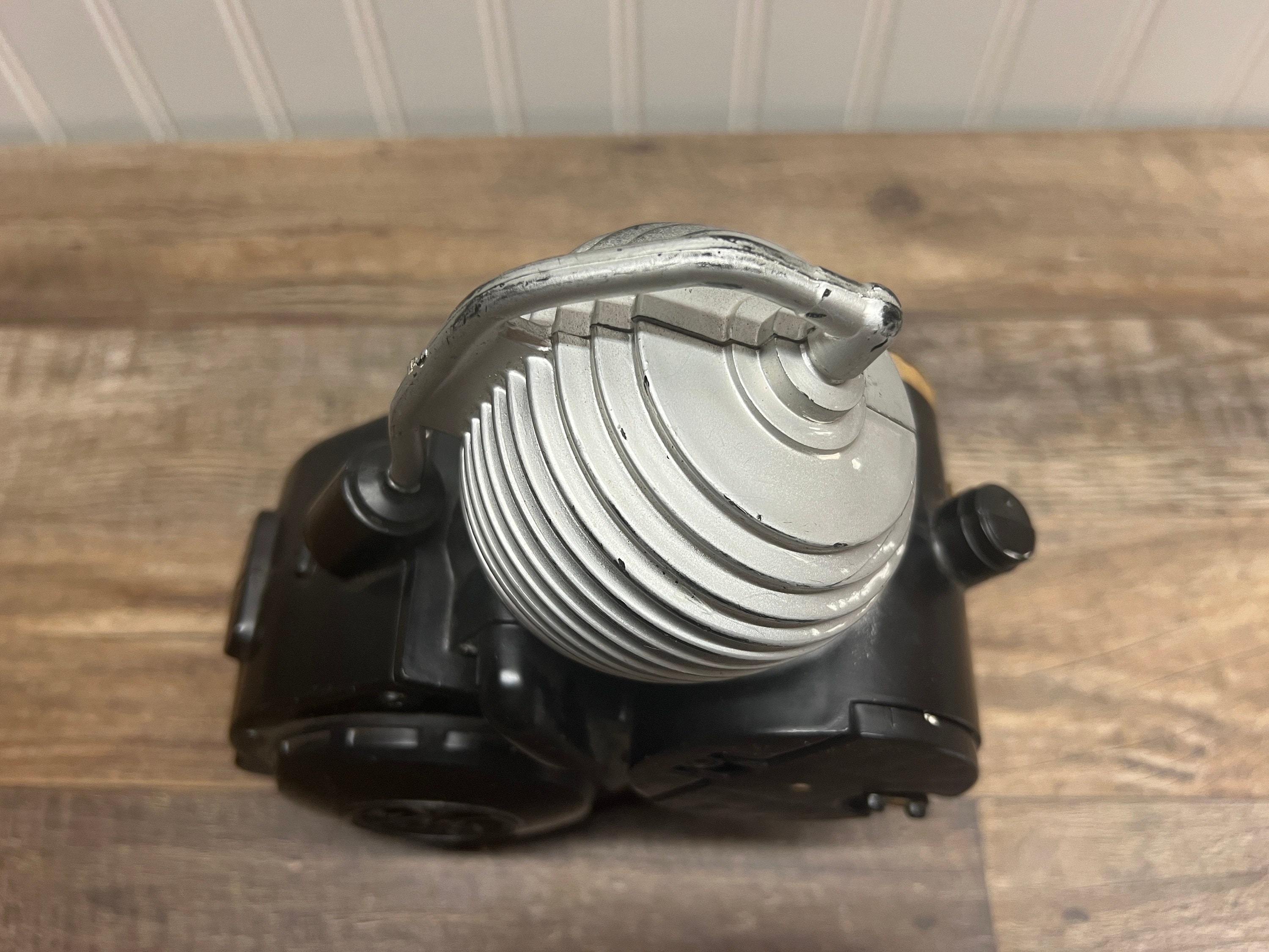 Vtg 60s MARX Za-Zooom Za Zoom Bicycle Mount Battery Op Motor