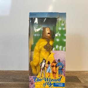 Vintage 1991 Wizard of Oz Cowardly Lion Doll by Sky Kids – New in Box – Classic Movie Collectible – OZ Character Figurine NIB