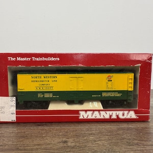 HO Scale Woodside Reefer Car: Mantua 739-181 Vintage Model Train