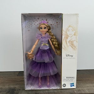 Disney Princess Style Series Rapunzel Doll – 11&quot; Hasbro Collectible Fashion Doll #04 – Modern Fairytale Toy Gift