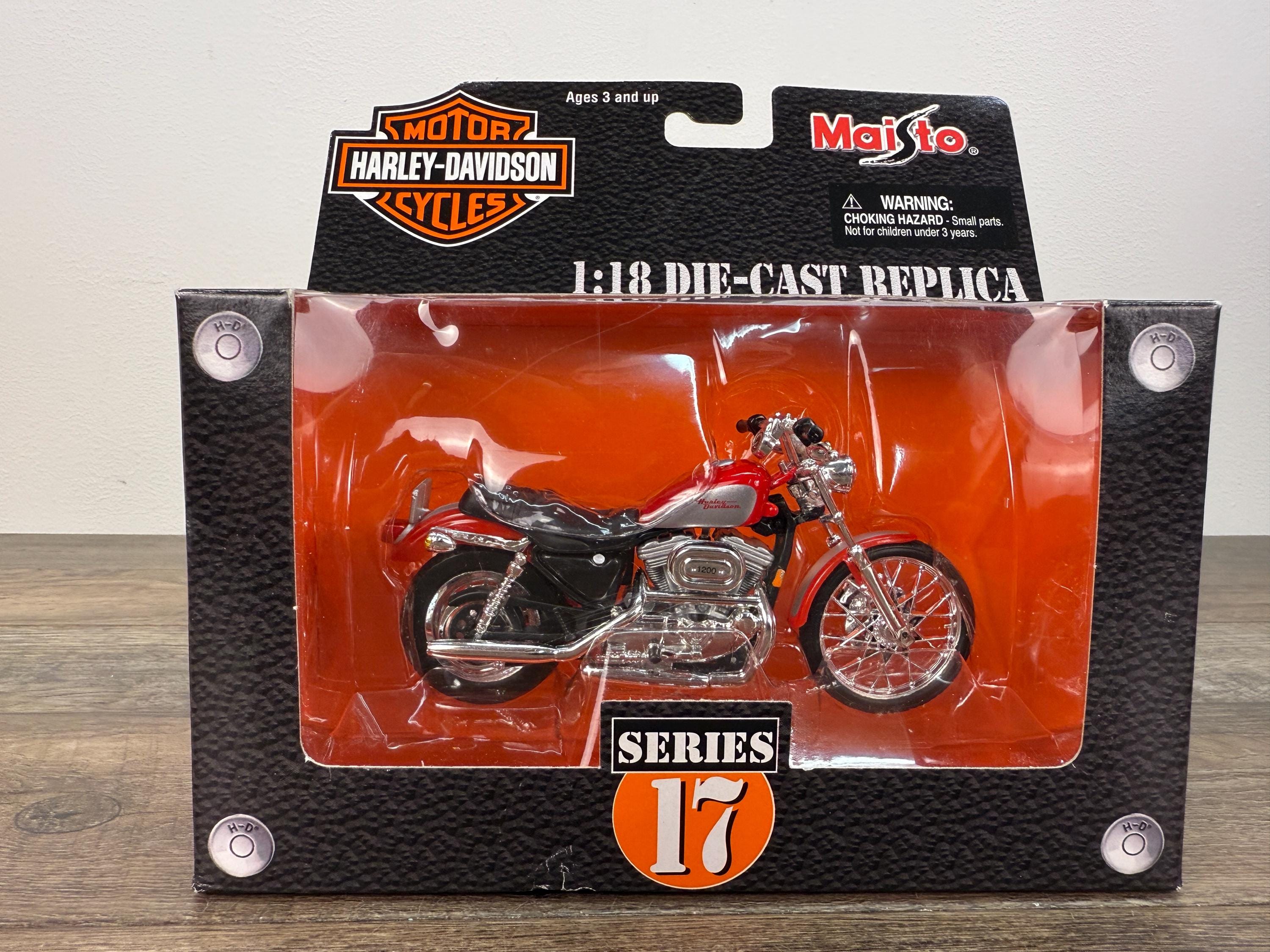 Maisto 2002 XL 1200C Harley-davidson Series 17 Diecast Motorcycle