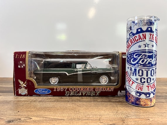 ミニカー FORD COURIER SEDAN DELIVERY 1957 1957 Ford Courier Sedan Delivery Diecast Model 1/18 + Custom
