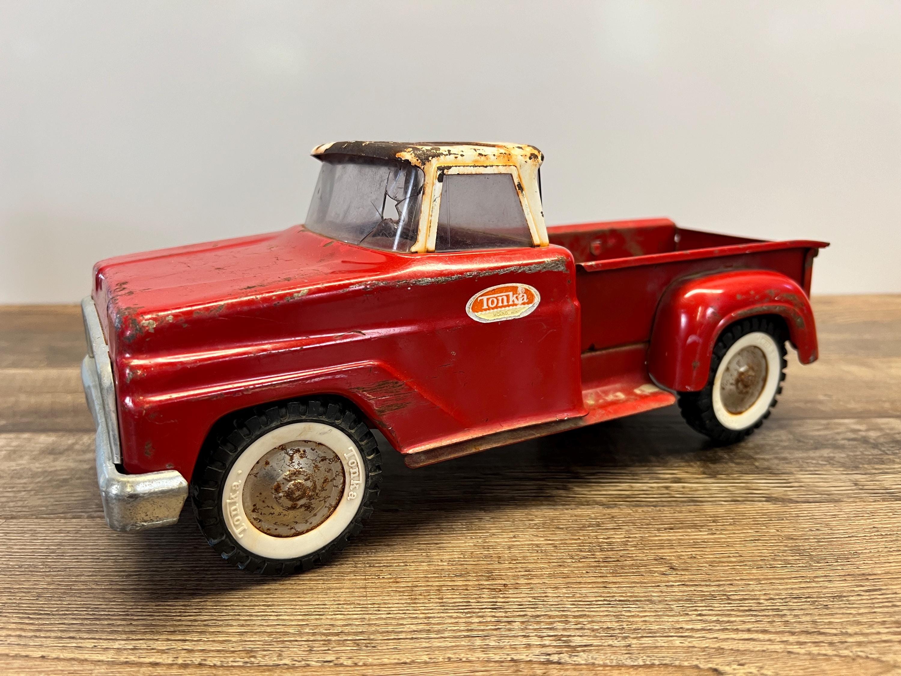 Tonka Stepside Pickup Vintage 1960s Pressed Steel Tonka Stepside Pickup Vintage 1960s Pressed Steel