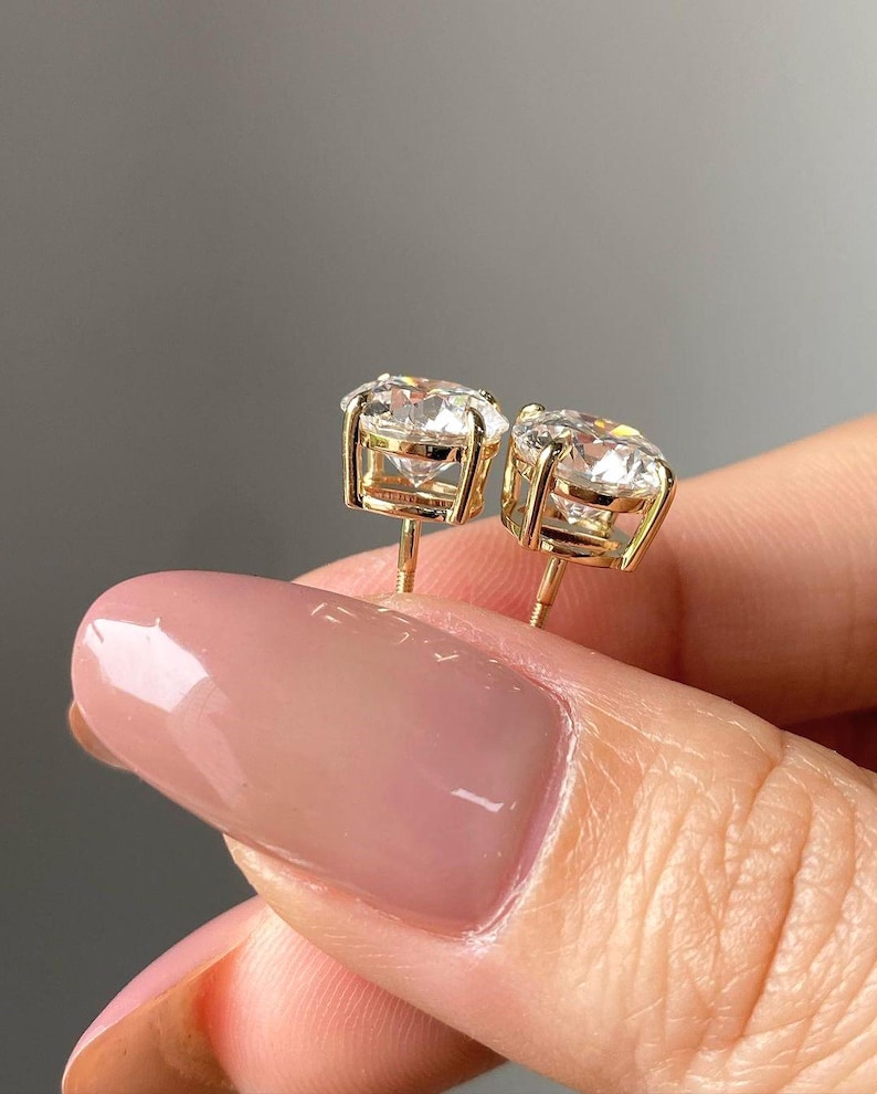 1.0 To 4.0 TW Round Cut Lab Grown Diamond Wedding Earrings, Round Diamond Stud Earrings for Women, Birthday/Anniversary Gift For Mother/Wife