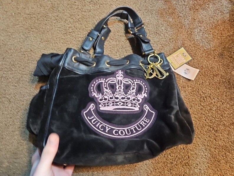 Juicy Couture Daydreamer Vintage Y2K Black Velour Crown Bag With Wallet image 3