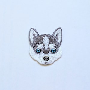 SALE* Siberian Husky Alaskan Malamute Hund Patch: Welpe gesticktes Abzeichen - Applikation zum Aufbügeln für Jacken, Rucksack und Jacken. Tierliebhaber, DIY