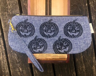 Navy Blue Jackolantern Wristlet / block printed