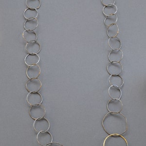 Geschmiedete Gliederkette Stahl & 23k Gold lange Kette Halskette, handgemachte Kette, kräftige Kette, rustikale Halskette, Stahlkette Halskette Bild 5