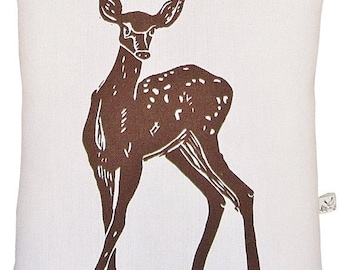deer accent squillow pillow block print