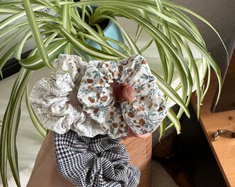 Kavel 3 handgemaakte lieveling/scrunchie